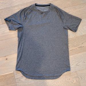 Lululemon License To Train Short Sleeve Shirt Sz L, NWOT
